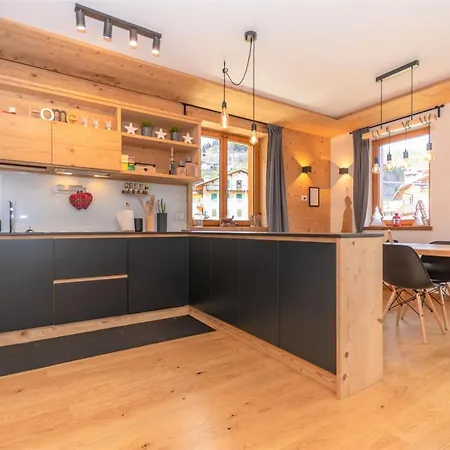 Casa Mari Apartament *